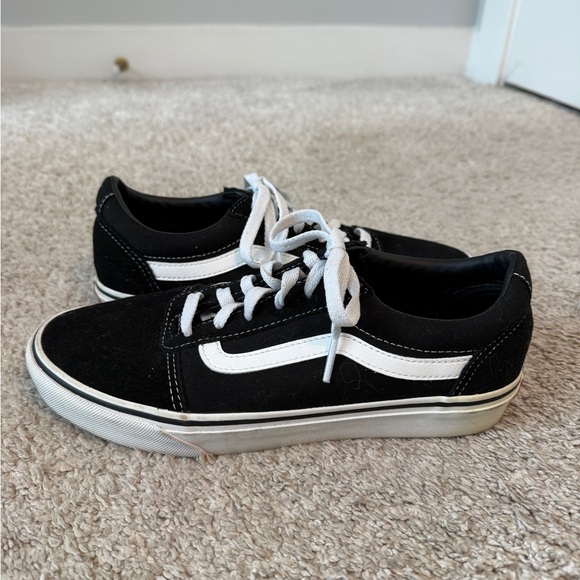 Vans Old Skool Sneakers EUC size 8.5 - Picture 5 of 7